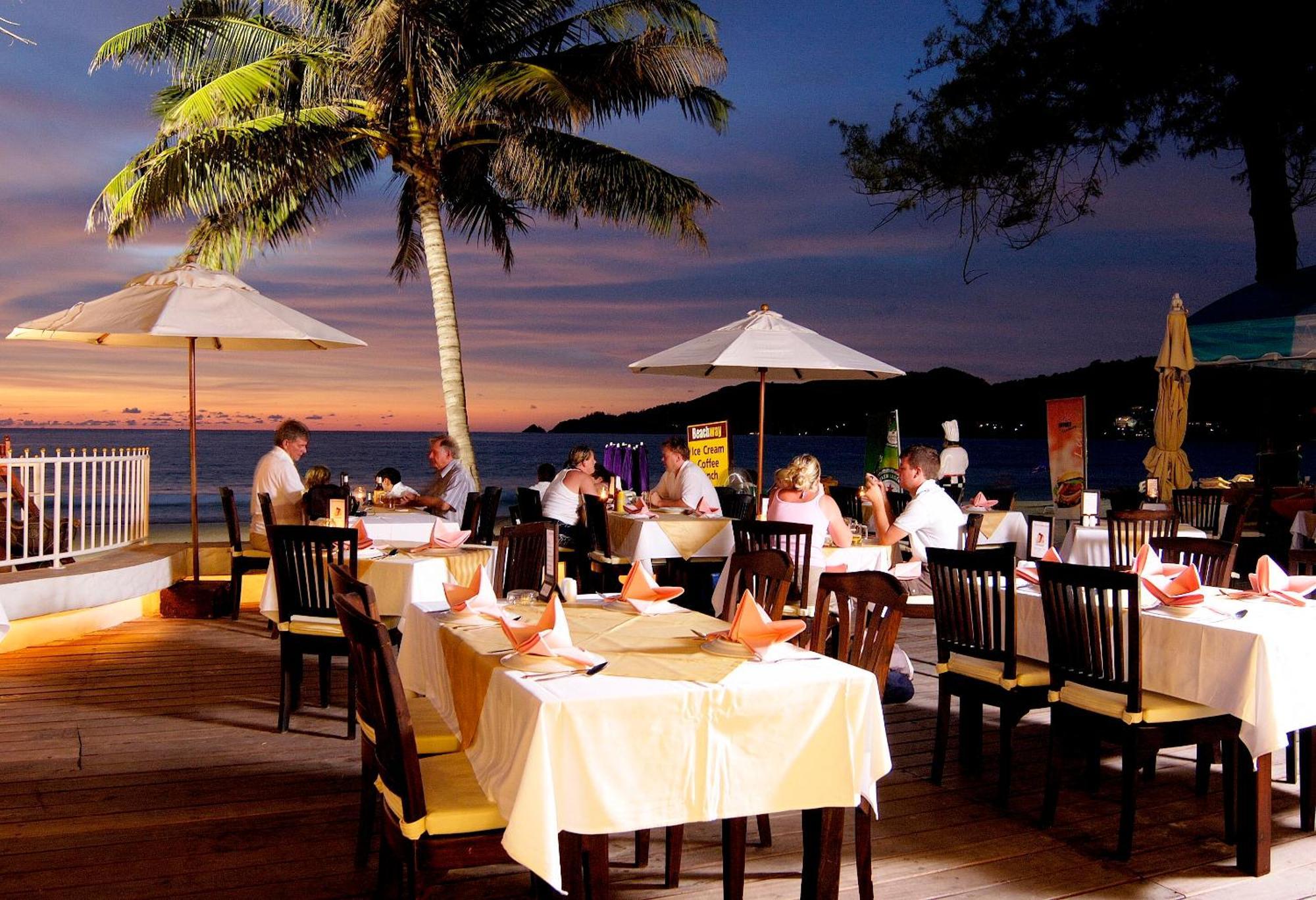 Safari Beach Hotel Patong Exteriör bild