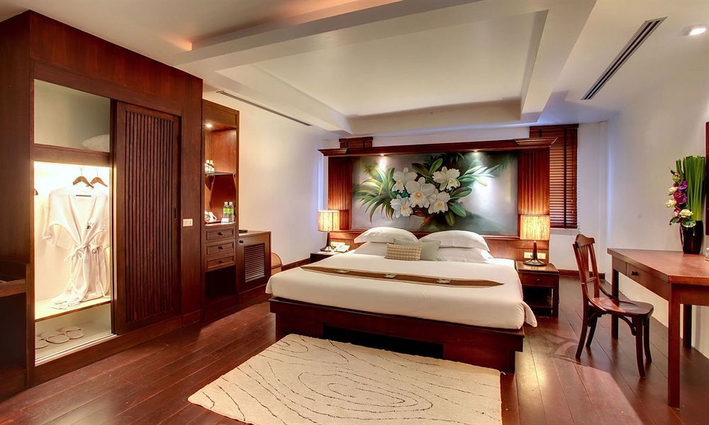 Safari Beach Hotel Patong Exteriör bild
